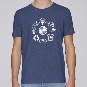 camiseta-ecologica-hombre-azul-lifestyle